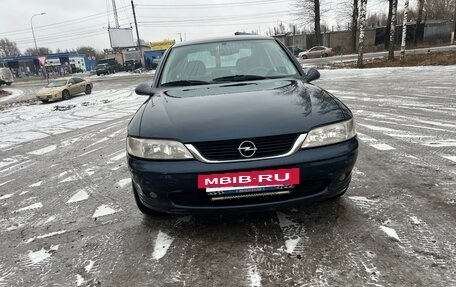 Opel Vectra B рестайлинг, 2000 год, 210 000 рублей, 4 фотография