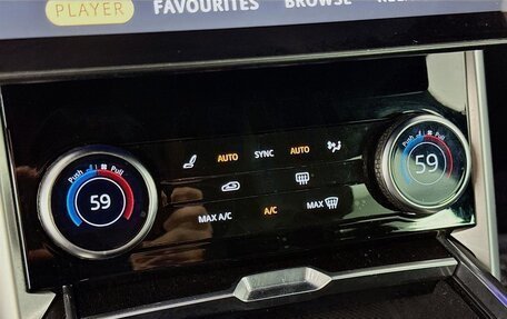 Land Rover Range Rover IV рестайлинг, 2022 год, 15 602 379 рублей, 19 фотография