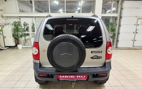 Chevrolet Niva I рестайлинг, 2014 год, 690 000 рублей, 4 фотография