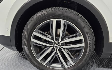 Volkswagen Tiguan II, 2022 год, 3 426 000 рублей, 5 фотография