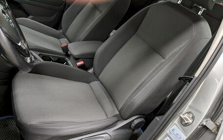 Volkswagen Tiguan II, 2019 год, 1 990 000 рублей, 14 фотография