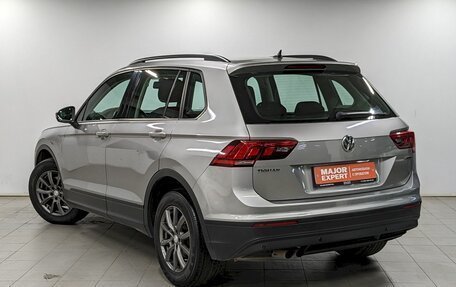 Volkswagen Tiguan II, 2019 год, 1 990 000 рублей, 7 фотография