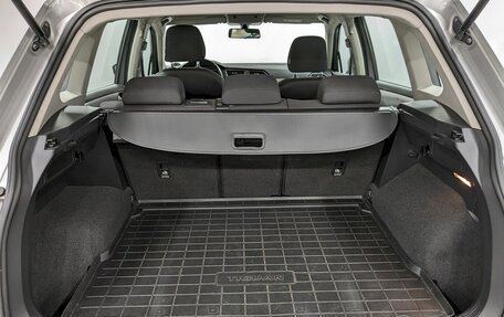 Volkswagen Tiguan II, 2019 год, 1 990 000 рублей, 10 фотография