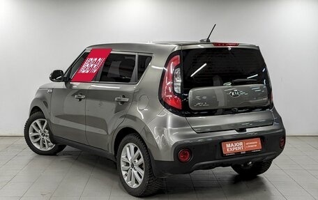 KIA Soul II рестайлинг, 2018 год, 1 590 000 рублей, 7 фотография