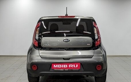 KIA Soul II рестайлинг, 2018 год, 1 590 000 рублей, 6 фотография