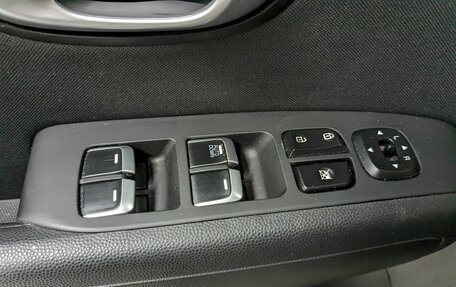 KIA Soul II рестайлинг, 2018 год, 1 590 000 рублей, 12 фотография