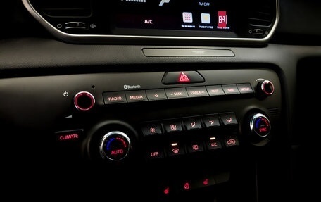 KIA Sportage IV рестайлинг, 2020 год, 2 745 000 рублей, 29 фотография