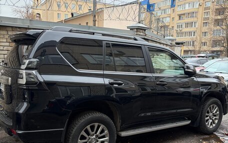 Toyota Land Cruiser Prado 150 рестайлинг 2, 2018 год, 5 569 000 рублей, 1 фотография