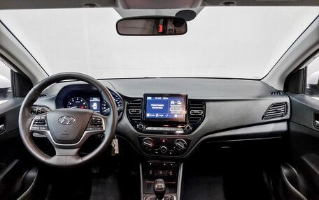 Hyundai Solaris II рестайлинг, 2021 год, 1 460 000 рублей, 14 фотография