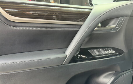 Lexus LX III, 2018 год, 8 500 000 рублей, 11 фотография