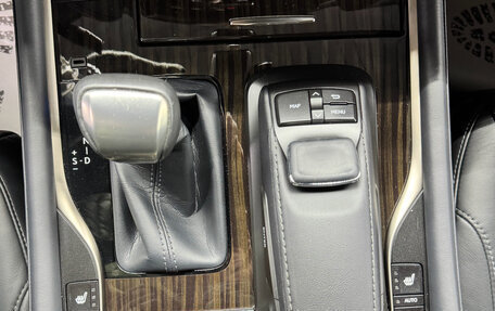 Lexus LX III, 2018 год, 8 500 000 рублей, 27 фотография