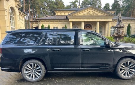 Cadillac Escalade V, 2021 год, 9 500 000 рублей, 3 фотография