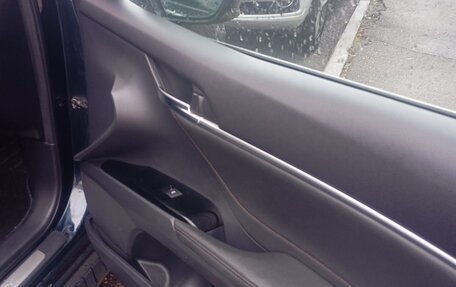 Toyota Camry, 2019 год, 3 400 000 рублей, 13 фотография