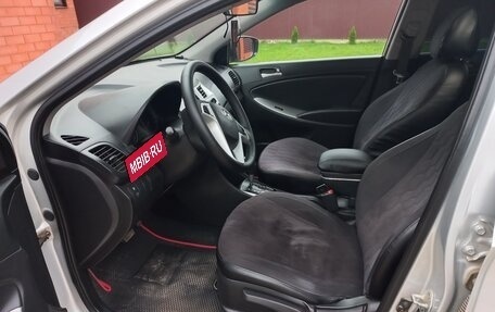 Hyundai Solaris II рестайлинг, 2015 год, 830 000 рублей, 6 фотография