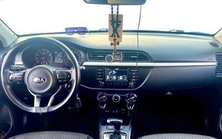 KIA Rio IV, 2018 год, 1 200 000 рублей, 10 фотография