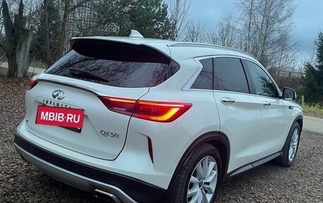 Infiniti QX50 II, 2018 год, 2 450 000 рублей, 8 фотография