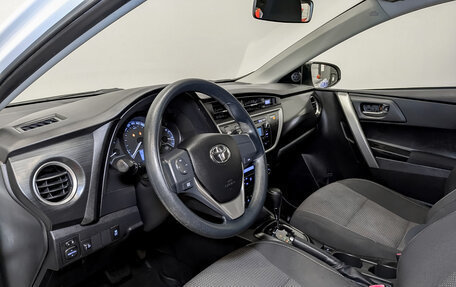 Toyota Auris II, 2013 год, 1 455 000 рублей, 16 фотография