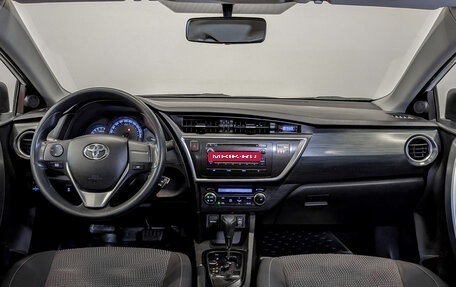 Toyota Auris II, 2013 год, 1 455 000 рублей, 14 фотография