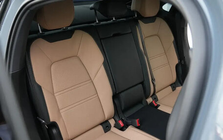 Porsche Cayenne III, 2025 год, 15 900 000 рублей, 15 фотография