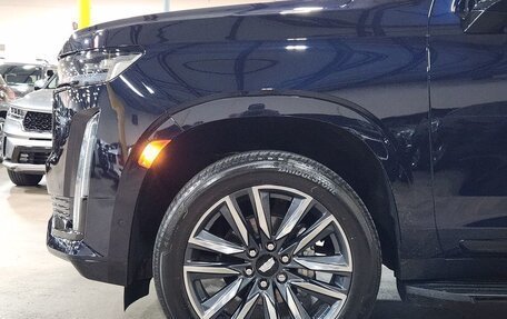 Cadillac Escalade V, 2023 год, 12 200 500 рублей, 3 фотография