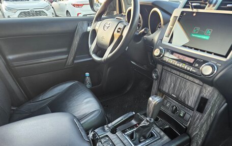 Toyota Land Cruiser Prado 150 рестайлинг 2, 2016 год, 3 400 000 рублей, 7 фотография