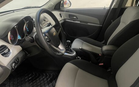 Chevrolet Cruze II, 2013 год, 679 000 рублей, 13 фотография