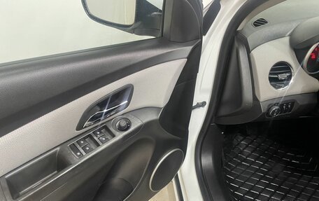 Chevrolet Cruze II, 2013 год, 679 000 рублей, 18 фотография