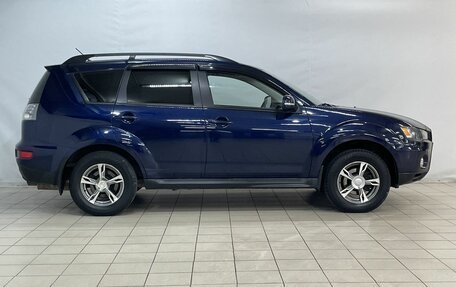 Mitsubishi Outlander III рестайлинг 3, 2011 год, 1 080 000 рублей, 9 фотография