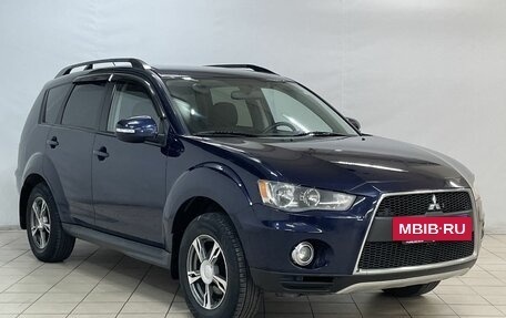 Mitsubishi Outlander III рестайлинг 3, 2011 год, 1 080 000 рублей, 2 фотография