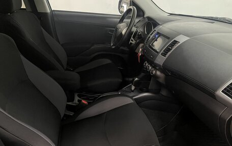 Mitsubishi Outlander III рестайлинг 3, 2011 год, 1 080 000 рублей, 20 фотография