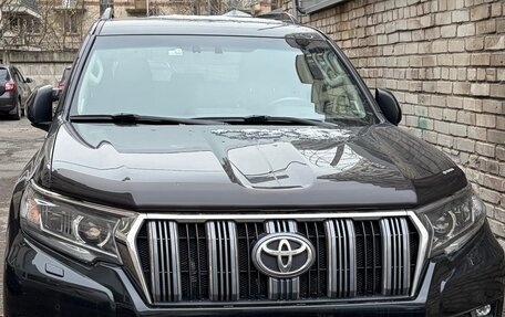 Toyota Land Cruiser Prado 150 рестайлинг 2, 2018 год, 5 569 000 рублей, 2 фотография