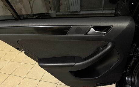 Volkswagen Jetta VI, 2013 год, 975 000 рублей, 15 фотография