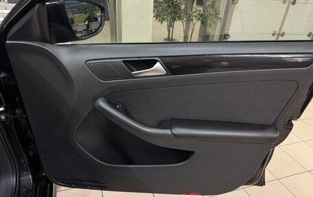 Volkswagen Jetta VI, 2013 год, 975 000 рублей, 16 фотография