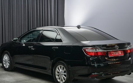 Toyota Camry, 2015 год, 1 690 000 рублей, 6 фотография
