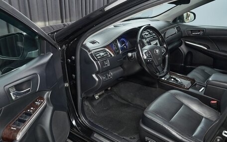 Toyota Camry, 2015 год, 1 690 000 рублей, 9 фотография