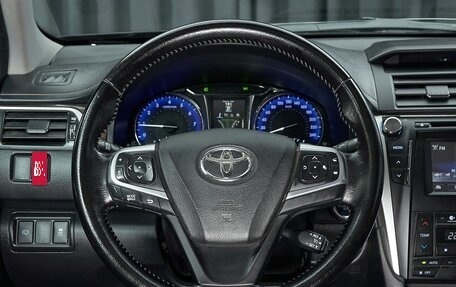 Toyota Camry, 2015 год, 1 690 000 рублей, 15 фотография