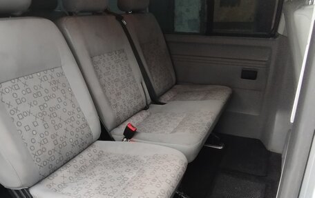 Volkswagen Transporter T5 рестайлинг, 2006 год, 1 150 000 рублей, 7 фотография