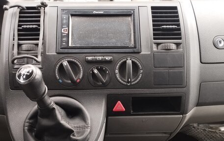 Volkswagen Transporter T5 рестайлинг, 2006 год, 1 150 000 рублей, 11 фотография