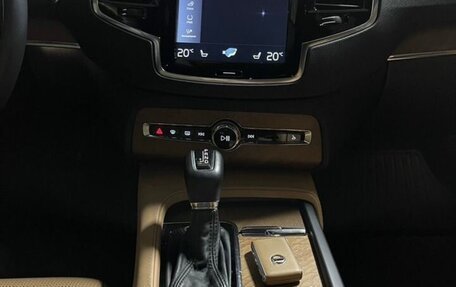 Volvo XC90 II рестайлинг, 2017 год, 4 000 000 рублей, 7 фотография