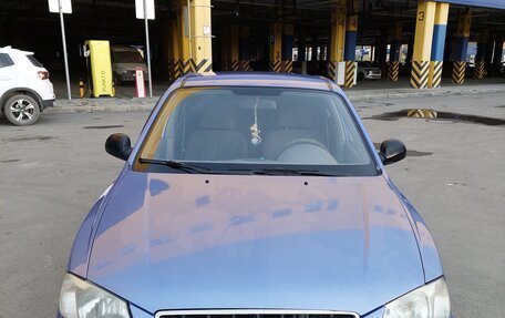 Hyundai Accent II, 2004 год, 230 000 рублей, 2 фотография