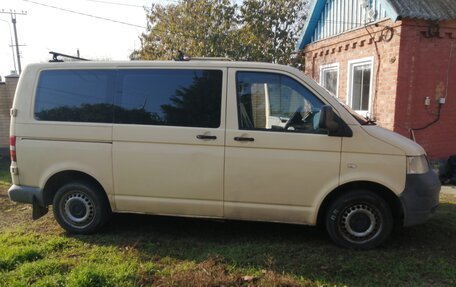 Volkswagen Transporter T5 рестайлинг, 2009 год, 800 000 рублей, 2 фотография