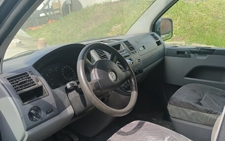 Volkswagen Caravelle T5, 2008 год, 1 003 000 рублей, 6 фотография