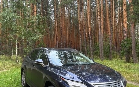 Lexus RX IV рестайлинг, 2019 год, 4 600 000 рублей, 1 фотография