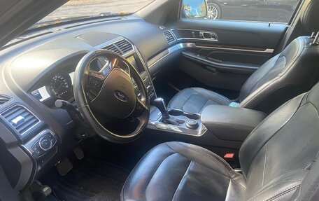 Ford Explorer VI, 2018 год, 3 200 000 рублей, 4 фотография