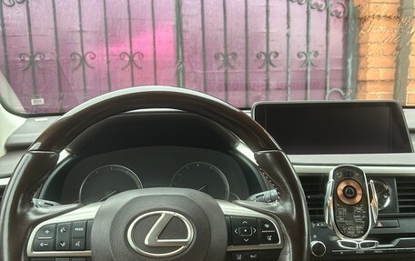 Lexus RX IV рестайлинг, 2019 год, 4 600 000 рублей, 9 фотография