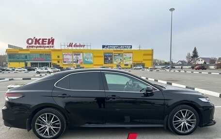 Toyota Camry, 2022 год, 3 600 000 рублей, 10 фотография