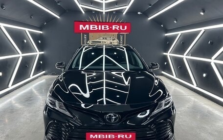 Toyota Camry, 2022 год, 3 600 000 рублей, 2 фотография