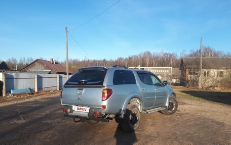Mitsubishi L200 IV рестайлинг, 2008 год, 975 000 рублей, 3 фотография