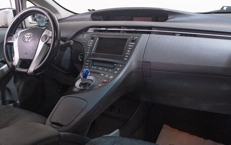 Toyota Prius, 2009 год, 939 000 рублей, 15 фотография