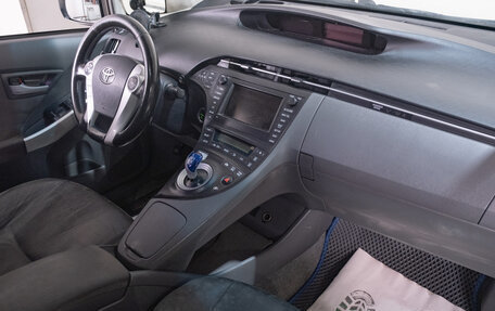 Toyota Prius, 2009 год, 939 000 рублей, 18 фотография